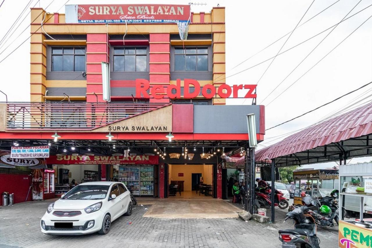 Reddoorz Syariah @ Jalan Setiabudi Medan 3 Ngoại thất bức ảnh