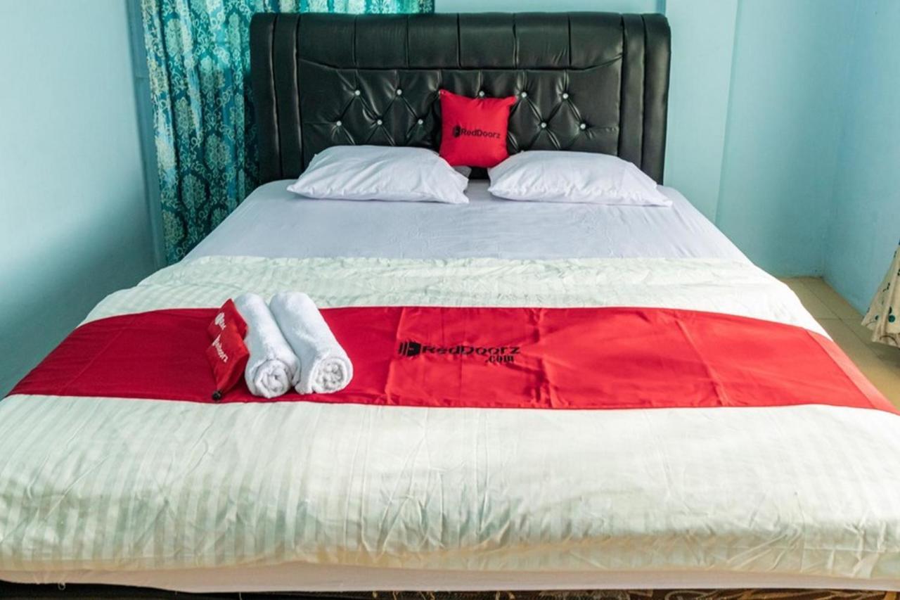 Reddoorz Syariah @ Jalan Setiabudi Medan 3 Ngoại thất bức ảnh
